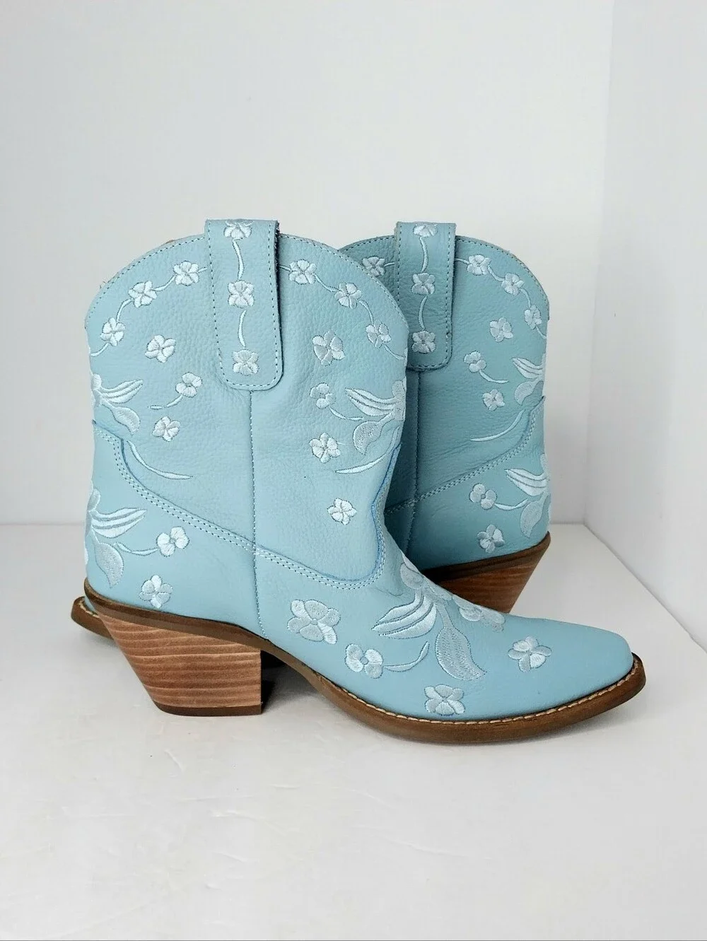 Dingo Sweetheart Western  Booties,‎ NEW, Size 7